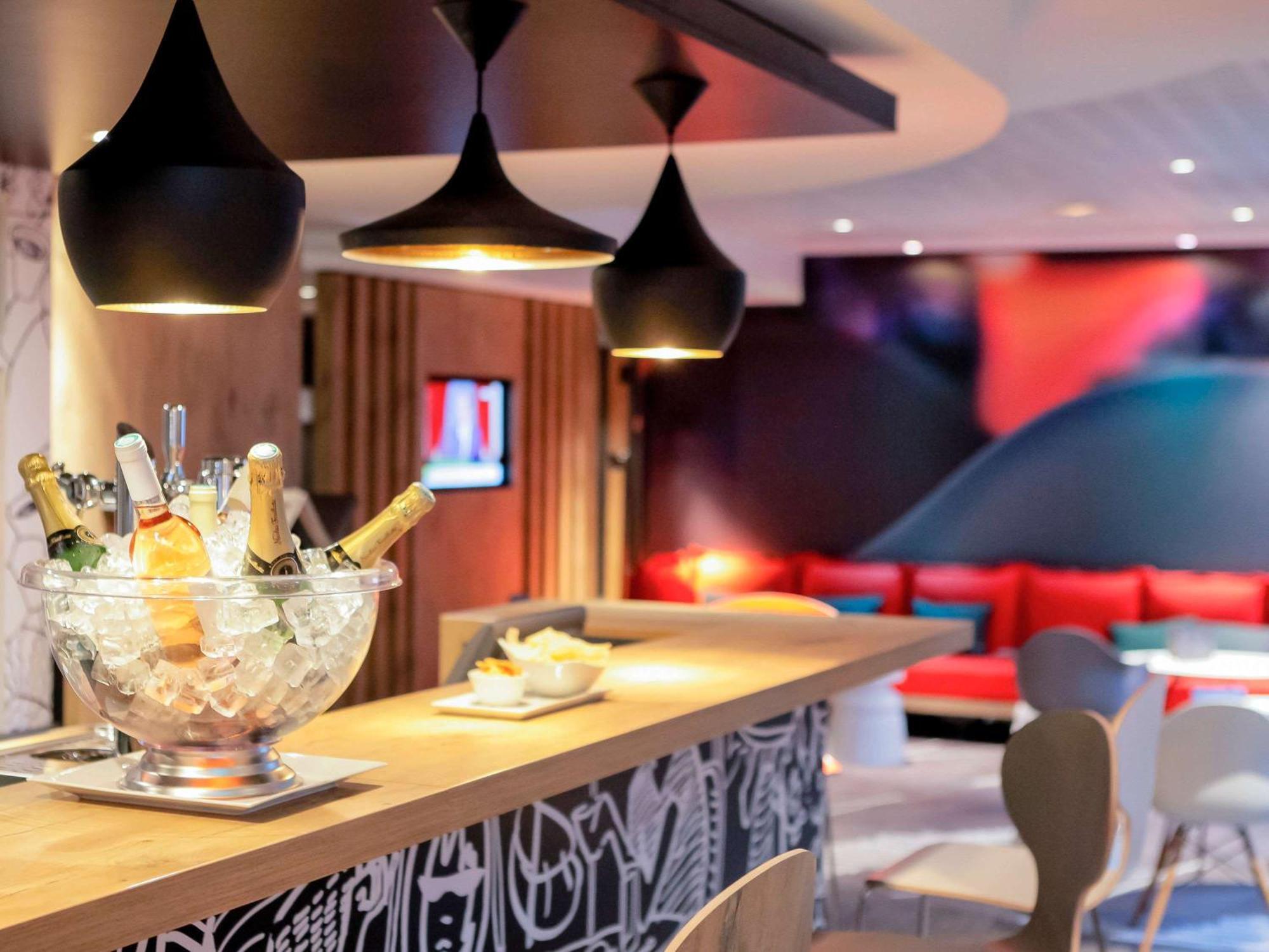 Ibis Lyon Gare Part Dieu Екстериор снимка